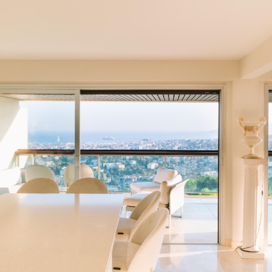  Annonces CANNES : Apartment | LE CANNET (06110) | 118 m2 | 1 590 000 &euro; 