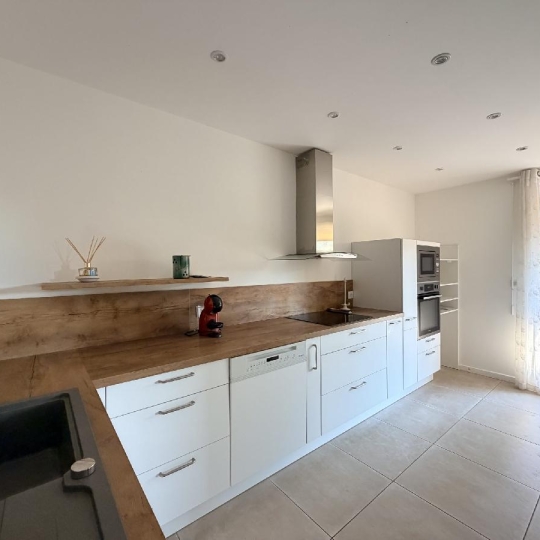  Annonces CANNES : Appartement | GRASSE (06130) | 82 m2 | 1 650 &euro; 