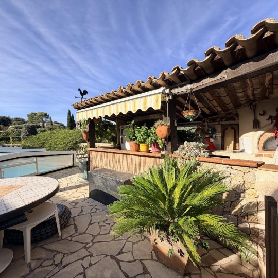  Annonces CANNES : Maison / Villa | PEYMEINADE (06530) | 154 m2 | 699 000 &euro; 