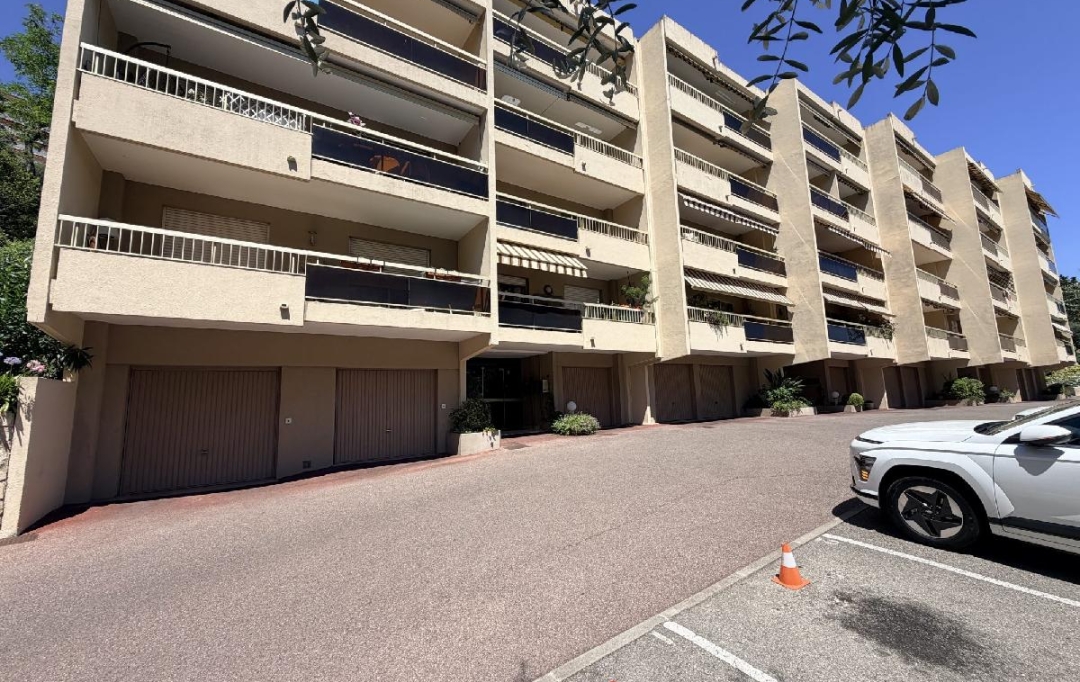 Annonces CANNES : Appartement | GRASSE (06130) | 51 m2 | 198 500 &euro; 
