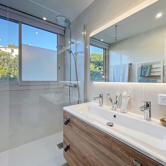  Annonces CANNES : Appartement | CANNES (06400) | 78 m2 | 848 000 &euro; 