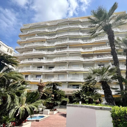  Annonces CANNES : Appartement | CANNES (06400) | 76 m2 | 1 690 000 &euro; 