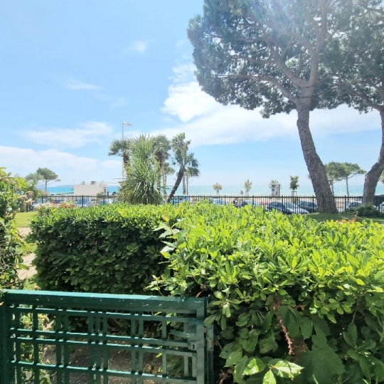  Annonces CANNES : Appartement | CANNES (06400) | 44 m2 | 398 000 &euro; 