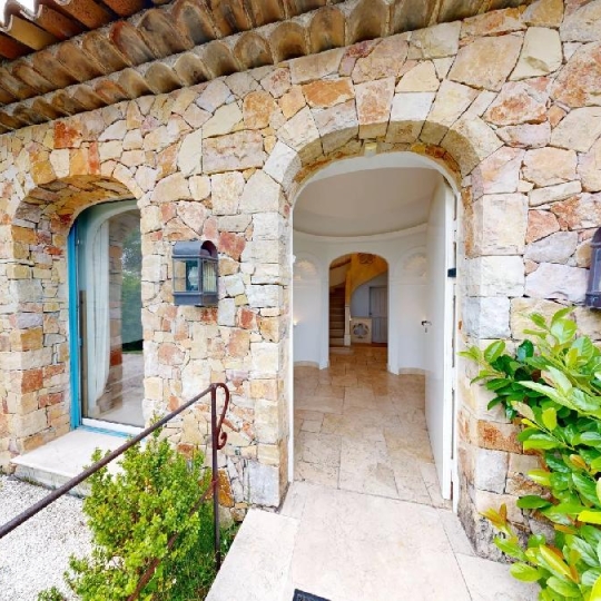  Annonces CANNES : Maison / Villa | CANNES (06400) | 200 m2 | 2 490 000 &euro; 