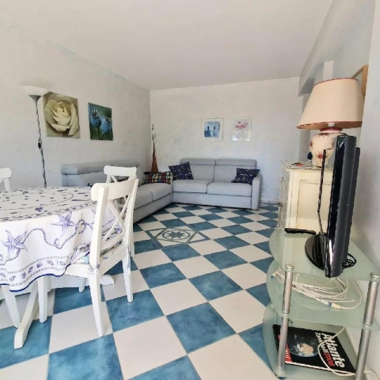  Annonces CANNES : Appartement | CANNES (06150) | 44 m2 | 370 000 &euro; 