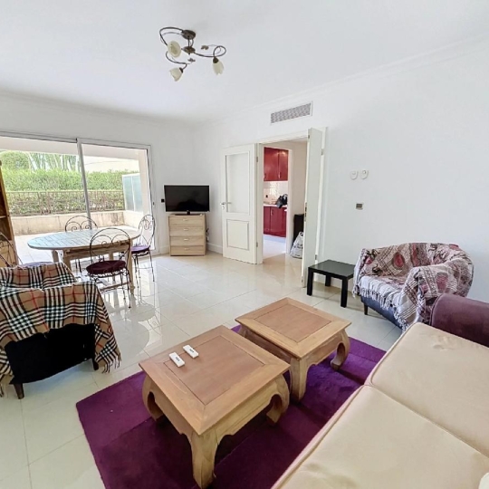  Annonces CANNES : Appartement | CANNES (06150) | 57 m2 | 420 000 &euro; 