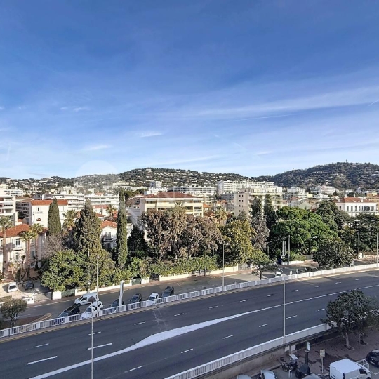  Annonces CANNES : Appartement | CANNES (06400) | 42 m2 | 378 000 &euro; 