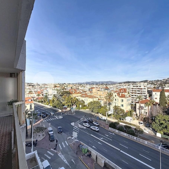  Annonces CANNES : Appartement | CANNES (06400) | 42 m2 | 378 000 &euro; 