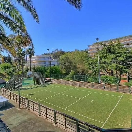  Annonces CANNES : Appartement | CANNES (06400) | 27 m2 | 205 000 &euro; 