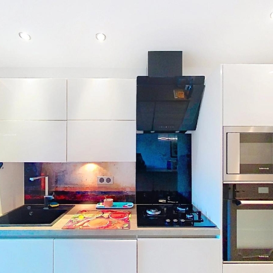  Annonces CANNES : Appartement | CANNES (06400) | 53 m2 | 378 000 &euro; 