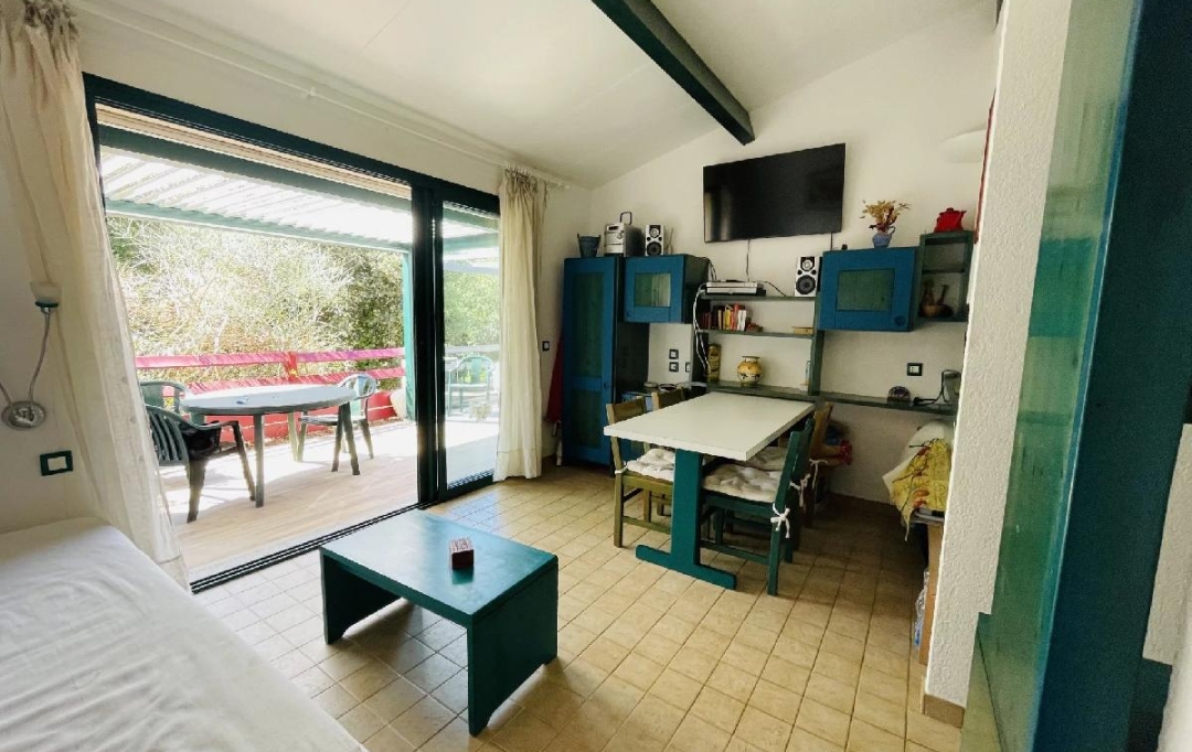 Annonces CANNES : Maison / Villa | VALLAURIS (06220) | 35 m2 | 235 000 &euro; 