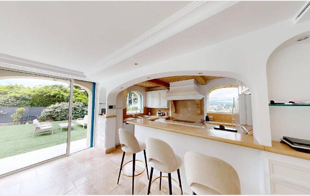 Annonces CANNES : Maison / Villa | CANNES (06400) | 200 m2 | 2 490 000 &euro; 
