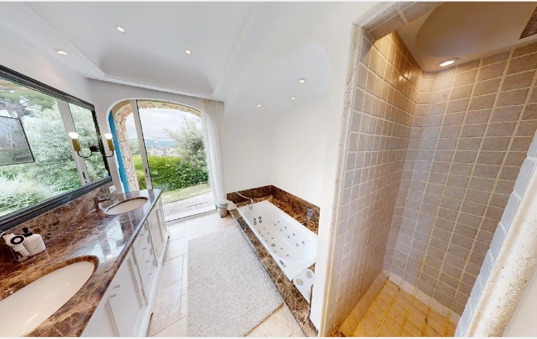 Annonces CANNES : Maison / Villa | CANNES (06400) | 200 m2 | 2 490 000 &euro; 