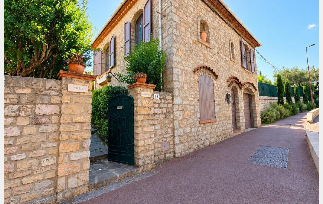 Annonces CANNES : Maison / Villa | GRASSE (06130) | 119 m2 | 519 000 &euro; 
